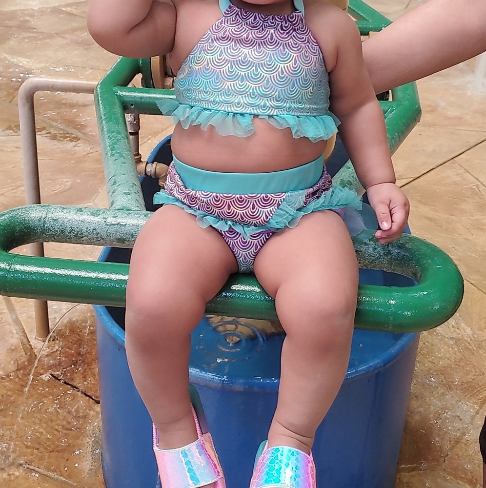 3 peice bathing suit top bottoms and cover up skir